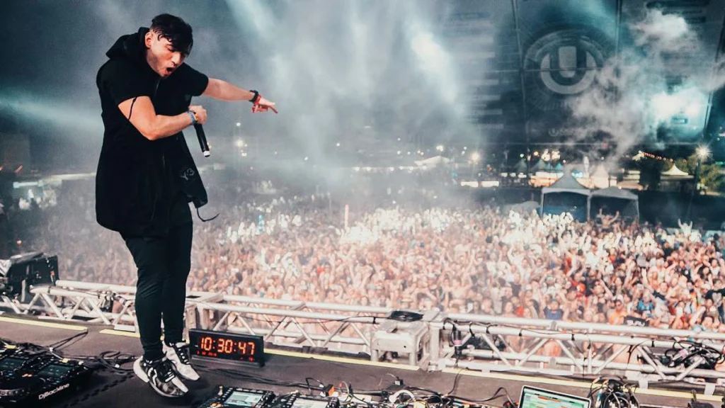 3LAU Faces Lawsuit Over $11.7 Million NFT Sale 3LAU Faces Lawsuit Over $11.7 Million NFT Sale