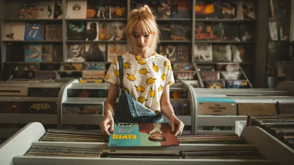 Vinyl Sales in the US Hit Highest Levels Since 1991 – Report